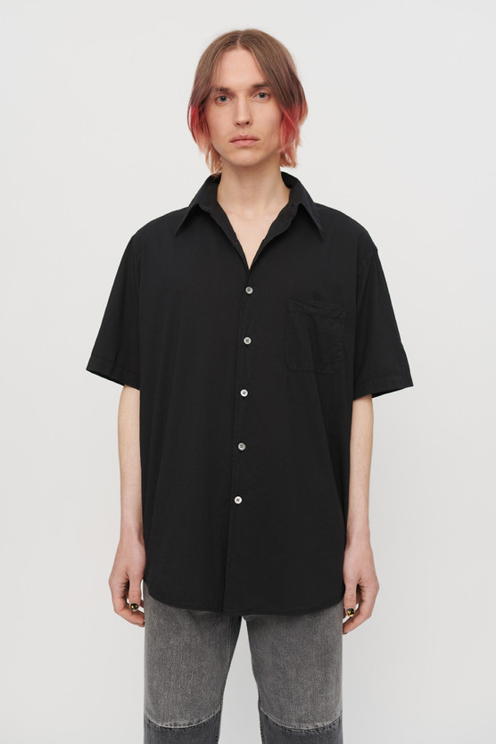 BORROWED SHORTSLEEVE