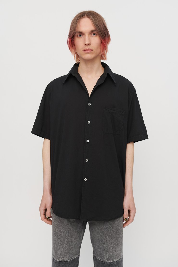 BORROWED SHORTSLEEVE