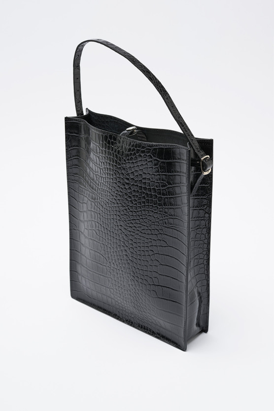 SUB TOTE