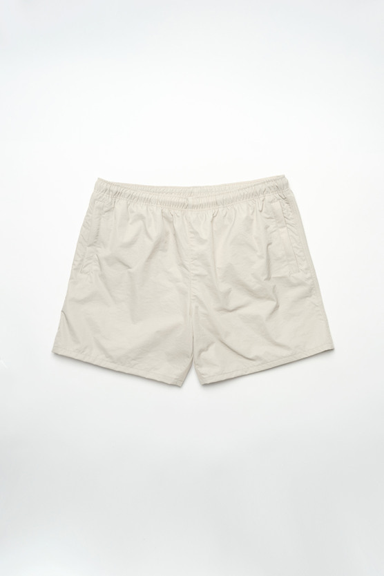 DRAPE TECH TRUNKS