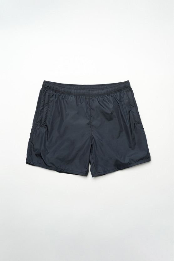 DRAPE TECH TRUNKS