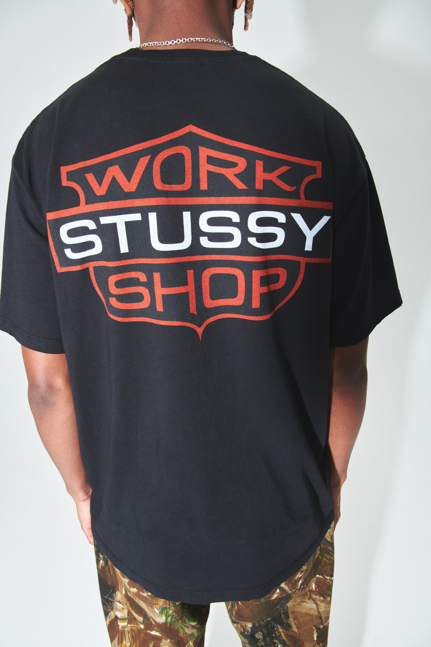 OL BADGE PIG. DYED TEE 3