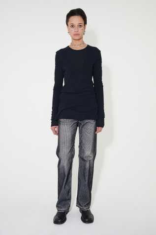 Dart Top Black Crisp Cotton