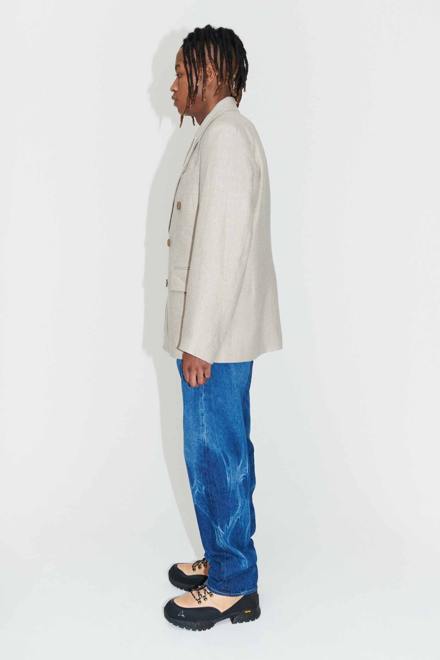 UNCONSTRUCTED DB BLAZER 8