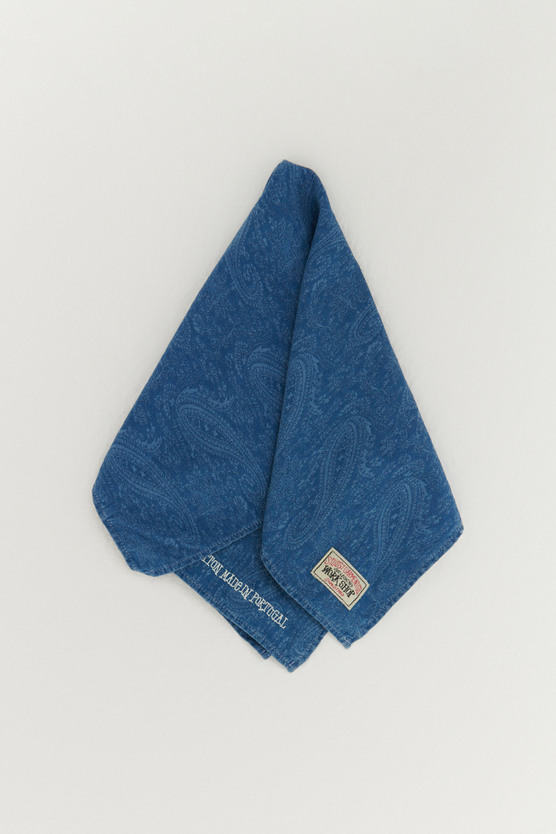 BANDANA